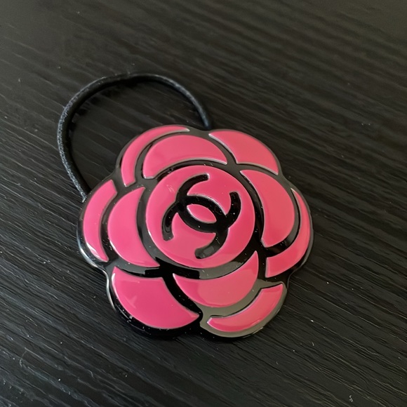 CHANEL Japan Hair Tie - Picture 1 of 3